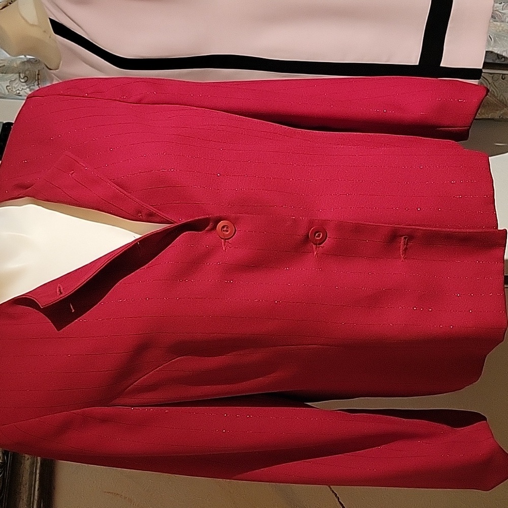 Elegant Red Blazer Metalic Thread